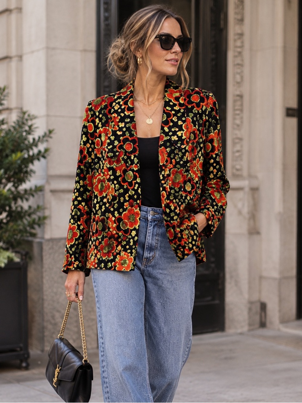 HOST PICK⭐️ Velvet Texture Vibrant Tapestry Flower Power Vintage Inspired Jacket